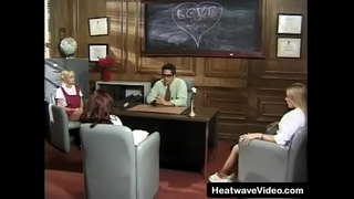 Келли, студентица # 3-курве са колеџа