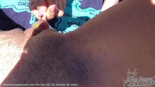 рискованная лесбиянка лижет киску һәм уйный бу хорватском пляжда