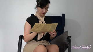 Сцюардэса з Вялікімі Сіськамі Милфа Ванилианна - Спадніца Трусікі і Панчохі