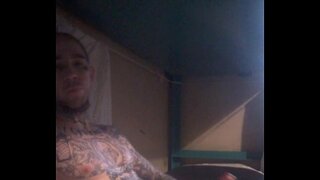 ���ුදු මිනිහා, ලොකු ඩික්, කාඞ් සහ වෙඩි