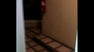 Хатыны Трахается кунакханәсе, ачык дверью, байлар стоны