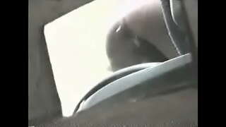 Gadis dalam tandas 09