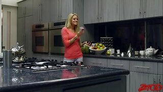 Jess Rodos Barcha Xo&#039;roz Band Qilish Uchun Etarli Katta