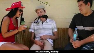 Гола девојка и тешко трах секс видео 17