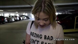 Amerikan büyük göt sarışın patlama açık havada