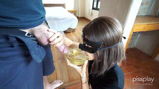 Sal Deepthroat pou Esklav Fi - Bwason bòl nan pipi!