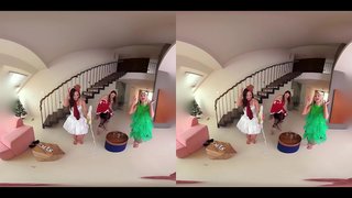 Јеби три вруће лепотице у Бесплатном пуном божићном искуству!