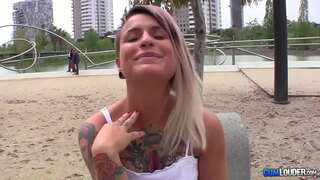 б. Рид адикта ал семе - завршио на лице шпански подростку