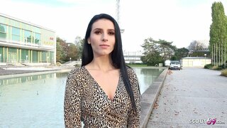 GERMANA SKOLTO - CUTE NEKAŜEMAJ KNABINO ALLOGI AL SEKSO ĈE FALSA MODELO LABORON