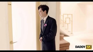 DADDY4K. Потрясающая сәхнә секска иске папы һәм аның гүзәл кәләш