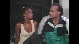 Тӧдьы сьӧд чулкаен люкетаз юн поза басьтӥз пунызэ кучае экзотикаё